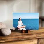 impression photo mat wahou plus papier chevalet support lonowaï photographie galets yoga plage mer bleu